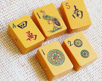 Vintage 1930s Mah Jong Tiles Bakelite 5 Piece Lot Beads