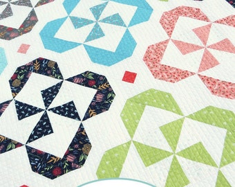 Pinwheel Posies Quilt Paper Pattern