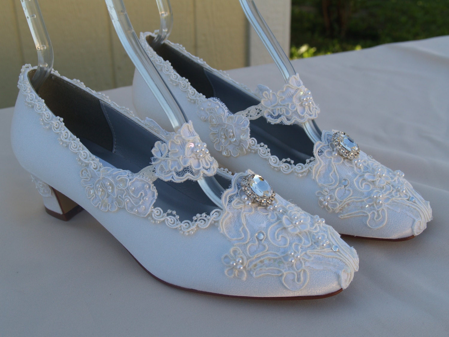 Ready to Ship Size 10 Diamond White Victorian Wedding Shoes