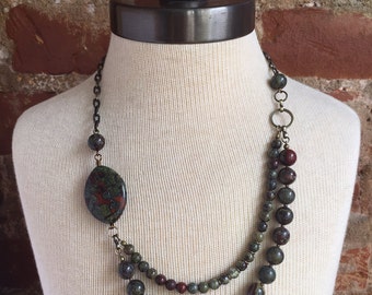 Asymmetrical dragons blood jasper necklace // asymmetrical stone necklace