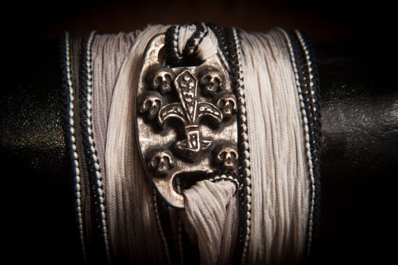 Silk bracelet with handmade bronze plate for men and women