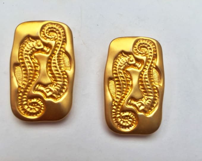 Liz claiborne Earrings - Sea Horse - Ocean Life - Gold plated clip on earring