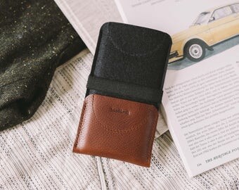 iPhone SE Wallet, iPhone SE Sleeve, iPhone SE Case, leather, wool felt, “Kangaroo”