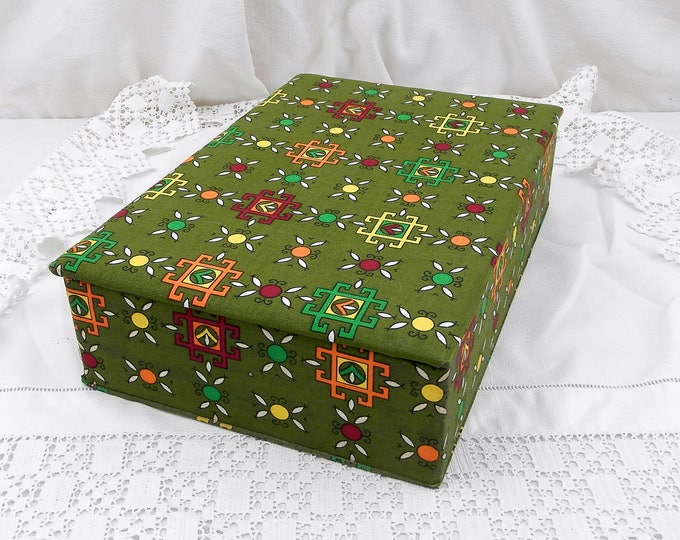 Vintage French Mid Century 1960s Green Fabric and Wooden Sewing Box Large Size with Compartments, Retro Crafting, Haberdashery, Dress Making Vintage French Mid Century 1960s Green Fabric and Wooden Sewing Box Large Size with Compartments, Retro Crafting, Haberdashery, Dress Making