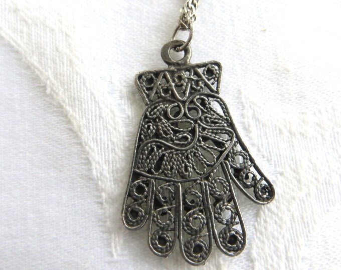 Vintage Hamsa Hand Necklace, Hamsa Pendant, Khamsa Necklace, Hand of God, Moroccan Jewelry