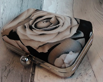 Rose noire, sac pochette, sac minaudière, hardshelled sac à main, sac a main, palourde circonscription sac pochette, sac pochette, vendeur de britannique pour le cadeau d’anniversaire