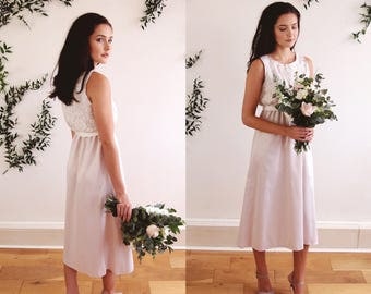 HOLLIE - scoop neck lace bodice bridesmaid dress grosgrain ribbon tied at the waist - boho - petite - midi length - Ready to Wear