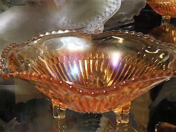 Vintage Carnival Glass Bowl 1960s Mid Century Anniversary Jeannette Glass Iridescent Country Cottage Farmhouse Home Decor Wedding Birthday