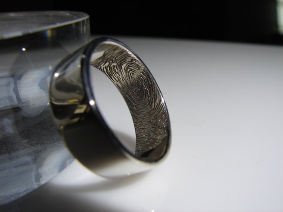 Fingerprint wedding set. Detailed fingerprint engraved in sterling silver. Free Priority shipping in the USA, minimal First Class elsewhere.