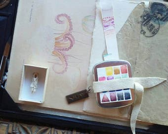 Ochre Gem Watercolor Pocket Tin