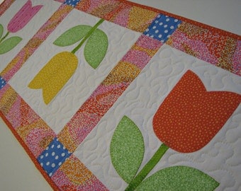 Spring Quilted Table Runner, Tulip Table Runner, Appliqued Table Runner, Pink Yellow Orange Table Mat, Quiltsy Handmade