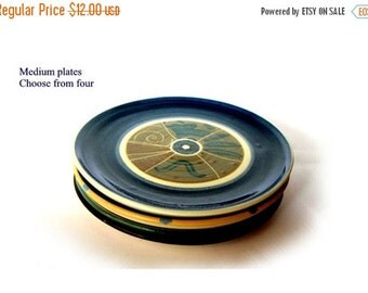 Dish Handmade Eddie Mavracic Green - Alperstein Designs main image 1