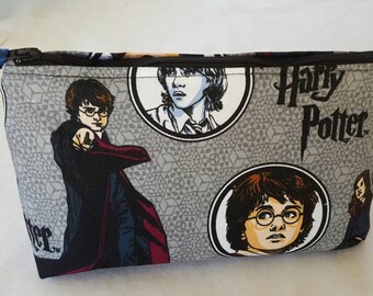 Harry Potter cosmetic bag, Harry Potter make-up bag, zipper pouch make-up case, Harry Potter bag, go-bag, cosmetic organizer, travel bag
