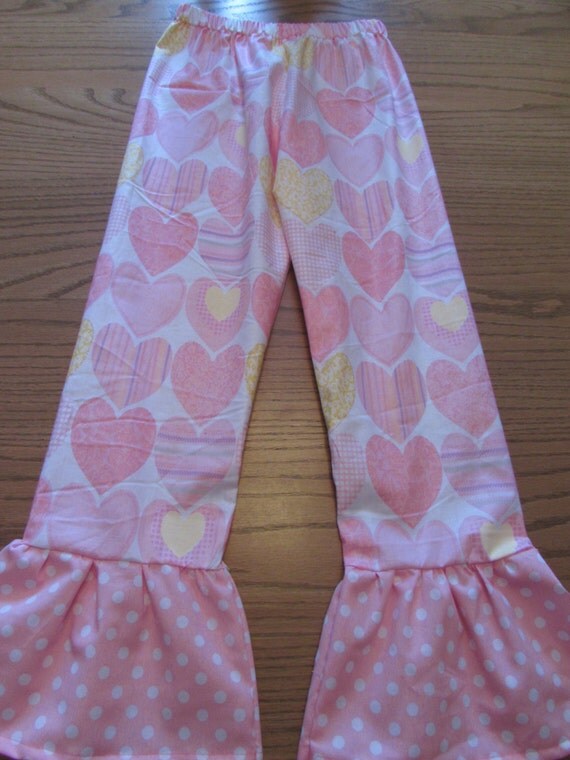Valentines Day pajamas/Valentines day pants/toddler ruffle pants/toddler valentines Day/mommy and me valentines day/heart pajamas/