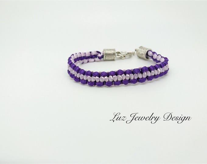 Purple macrame bracelet, purple satin bracelet, purple macrame jewelry, satin cord bracelet, satin jewelry, violet bracelet, macrame
