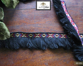 Gallon embroidered black fringe
