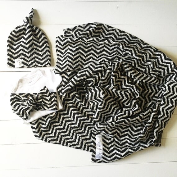 Chevron Black/White Baby Swaddle Blanket/SetChevron Baby