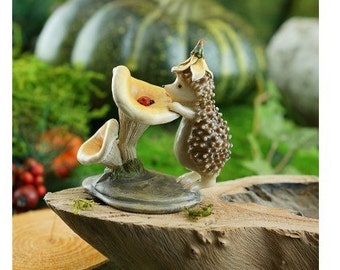 Fairy Garden - Hedgehog With Ladybug - Miniature