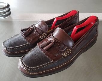 SALE Vintage Men's Johnston Murphy Loafers Sheepskin Kiltie Tassel Slip On Shoes 9 1/2 Med with Rochester shoe shapers sz M-4