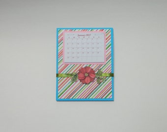 make your own photo easel desktop calendar