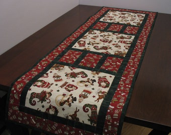 Santa and friends tablerunner, FREE SHIPPING