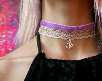 White Lace Velvet Choker // kawaii handmade choker