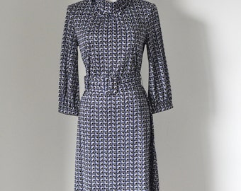 vintage 80s CHRISTIAN AUJARD PAIRS geometric retro mod print knee-length dress, size 38, stand collar, waist belt, mid sleeve, vrev, waldorf