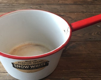 Vintage "Snow-White" White/Red Enamelware Pot