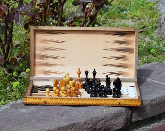 Vintage chess set Antique chess and checkers Chess game Backgammon game Wooden chess game Old checkers Wooden white black 2 in 1 game
