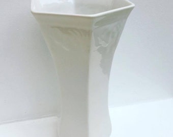 Boch La Louvière: Art-deco vase, white enamelled earthenware, relief decor, flowers motif, signed under Belgian earthenware base, European