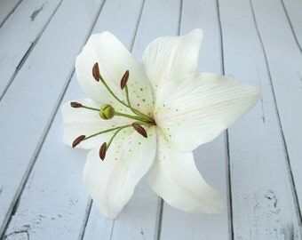 White Lily Hair pin - Bride Large Hair Decoration Real Flower - Bridal Flower Hair Accessories Wedding Bridesmaid Flower Floral Accessories