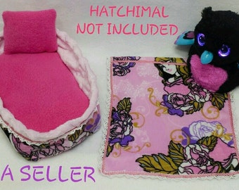 For Hatchimals Hatching Toy Egg Handmade Clothes Dress 5 Pcs Pink Princess Set, Bed, Mattress, Pillow, Blanket and FREE Gift Surprice