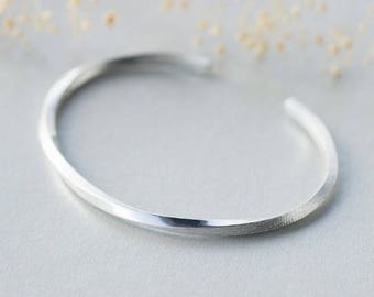 Minimalist ring twisted Silver 925 bracelet