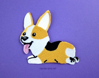 Splooty Sunday iron on patch of a red headed tri corgi