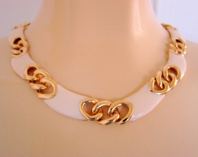 1980s Retro Creamy White Modernist Enamel & Goldtone Link Necklace / Vintage Jewelry / Jewellery