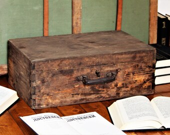 Antique Suitcase - Wooden Suitcase - 1800s Primitive Suitcase - Old Suitcase - Antique Luggage - Vintage Luggage - Vintage Suitcase