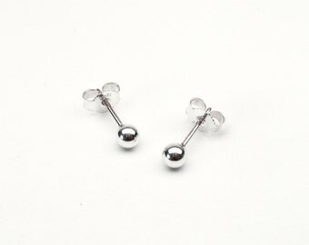 Beautiful ball ear studs Sterling 925 Silver 4 mm sphere