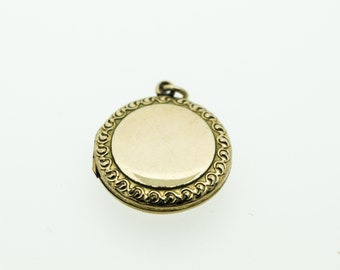 The Golden Locket by Primula Bond The Golden Locket by Primula Bond