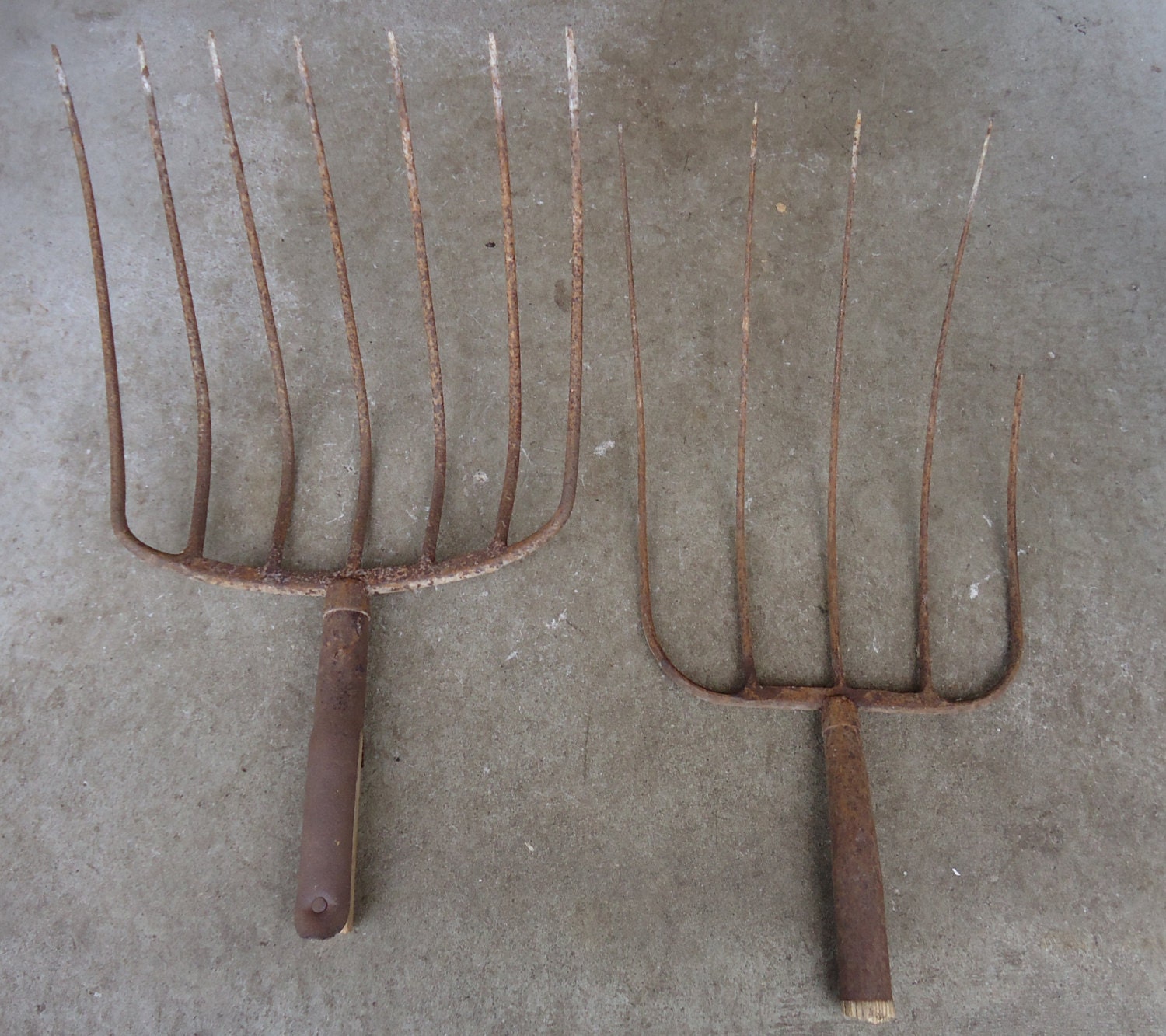 antique pitch fork head with tinesgarden hay by collectorsmecca