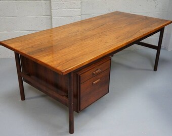 Antique Art and Crafts Mission Style Oak Partners Desk