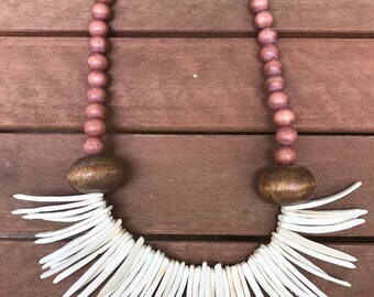 Coconut stick necklace - short