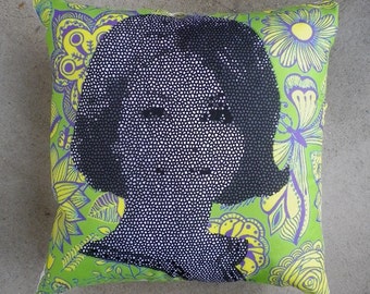 Oulaya Diva cushion by Knox Me