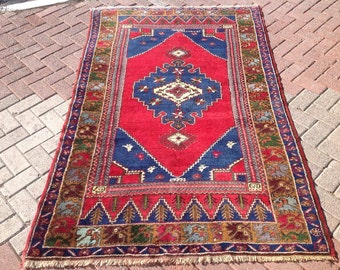 Red Bohemian Rug, Area rug, Vintage rug, Traditional Anatolian rugs, hand knotted rug, Turkish rug, small rugs, oriental rug, rug 111