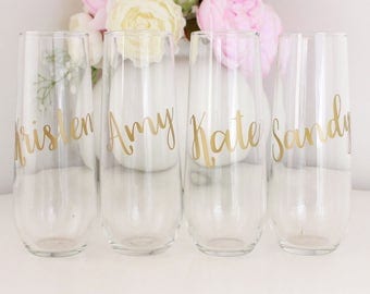 Personalised Bridal Party Gift, Bridesmaids Gifts, Wedding Glasses, Champagne Flutes, Stemless wine glass, stemless flutes, maid of honour