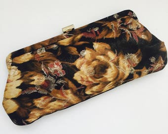 Vintage Floral Handbag /floral Clutch/1950's handbag/vintage handbag/womens handbag/party purse/black clutch/vintage floral clutch