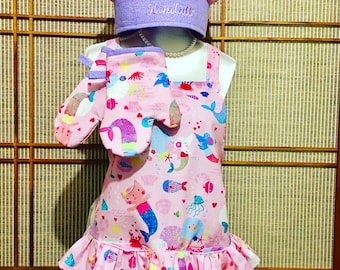 Ruffled apron, girls apron, childs apron