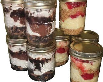 cake in a jar, cupcake in a jar, brownie in a jar, dessert in a jar, jar desserts, cake jar, cupcake jar, chocolate cake, brownies