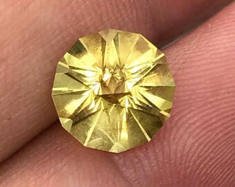 Custom cut natural Citrine Round. 9mm precision beauty. 2.5ct