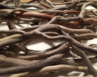 30 Pieces 10-15" / Curly Driftwood Sticks/ Driftwood/ Driftwood Pieces/ Beach Glass/ Driftwood Supply