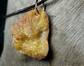 Natural stone druzy necklace - Topaz agate (brown)